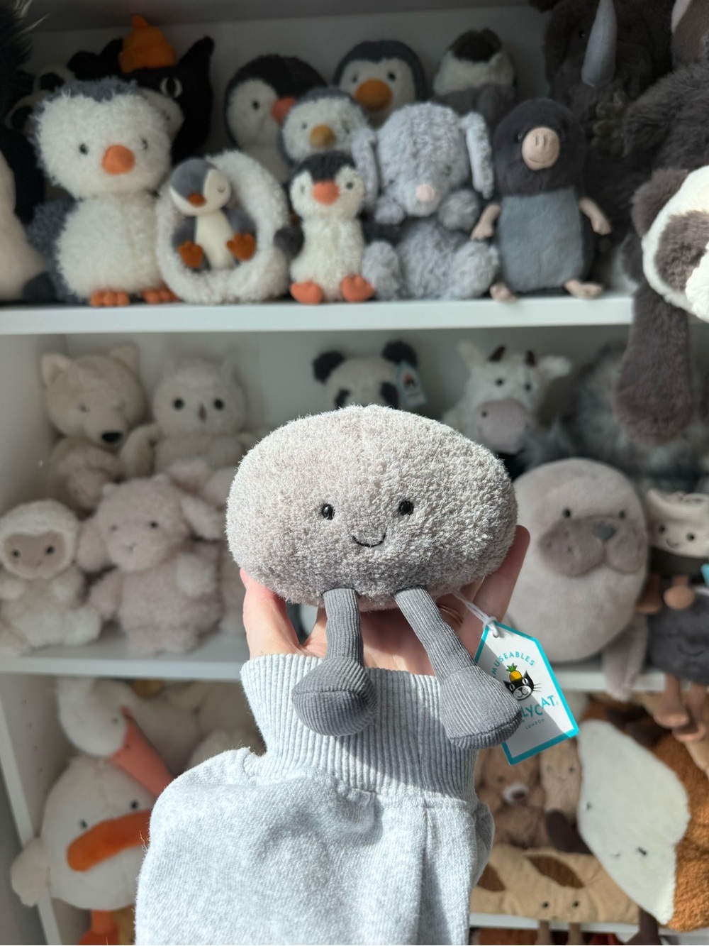 NWT Jellycat Pebble